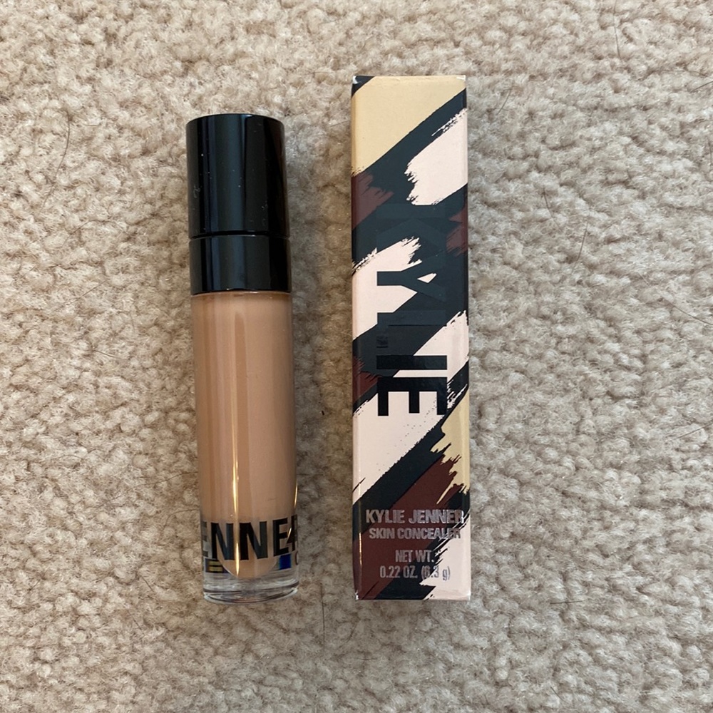 NIB Kylie Cosmetics concealer